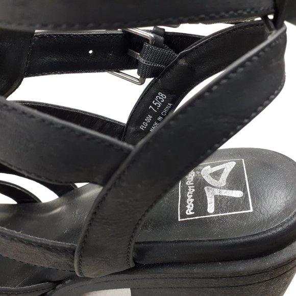 Dirty Laundry Fun Stuff Black Cage Chunky Heel Sandals - Picture 13 of 16